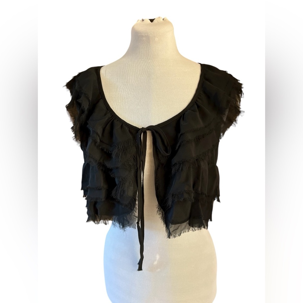 Rue 21 Festival Black Ruffle Fray Edge Tie Front Crop Top Size Medium